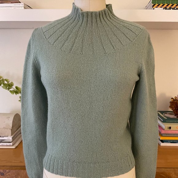 MINT GREEN VINTAGE SWEATER - Picture 1 of 5